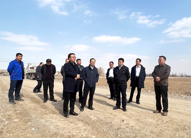 振興種業(yè)在行動(dòng),敦煌種業(yè)牽手奧凱種機(jī)、大禹節(jié)水現(xiàn)場(chǎng)對(duì)接推進(jìn)千畝智慧種業(yè)示范園區(qū)建設(shè)項(xiàng)目